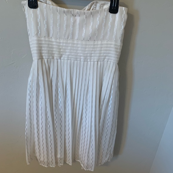 Strapless ivory dress - Picture 2 of 3